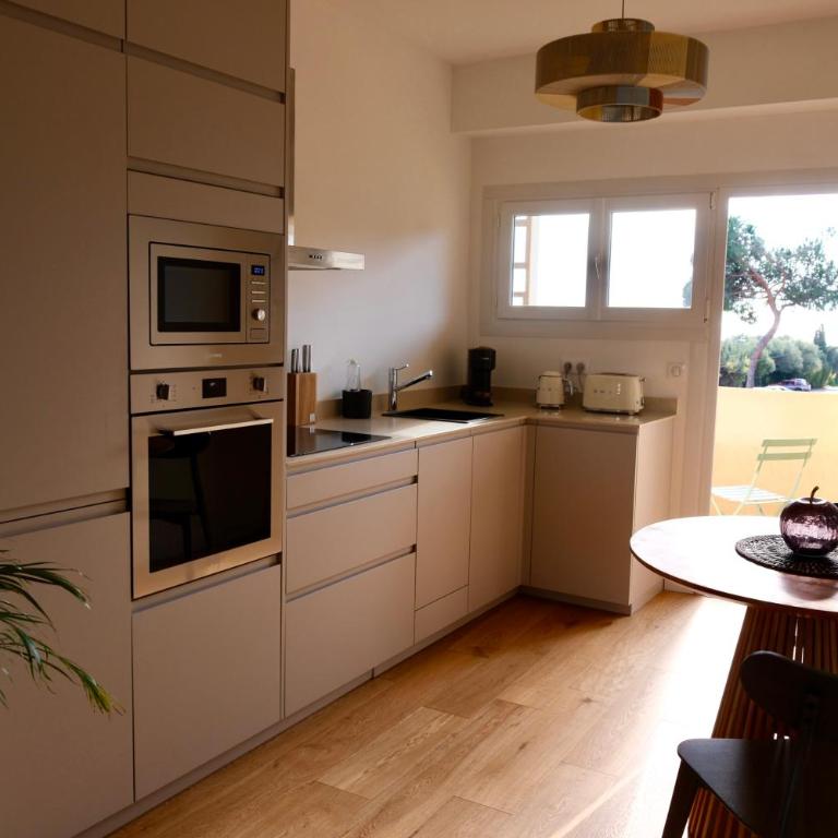 Magnifique T3 de 85m2 de standing vue mer trottel - Appartement 2 Chambres - Vue sur Mer - 8