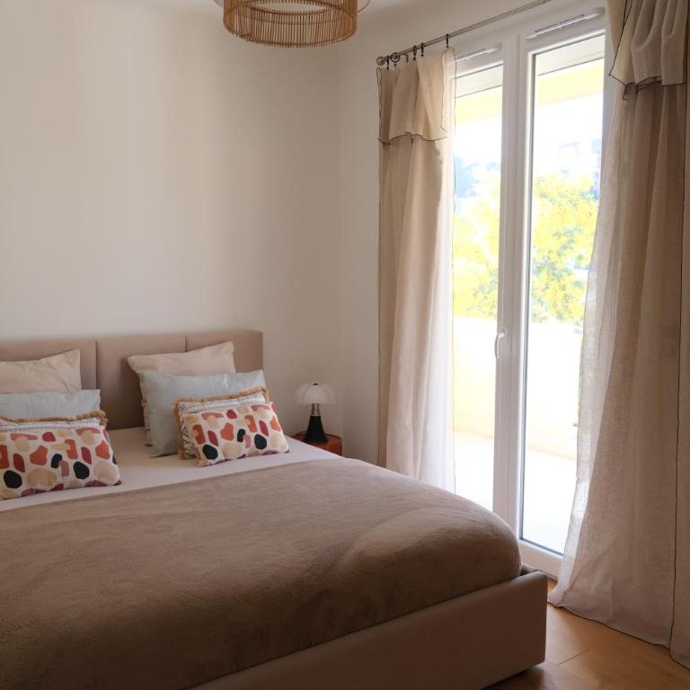 Magnifique T3 de 85m2 de standing vue mer trottel - Appartement 2 Chambres - Vue sur Mer - 3