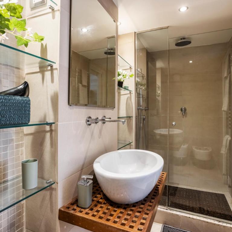 Your nest with wooden ceilings in Monti - Appartamento con 1 Camera da Letto - 7