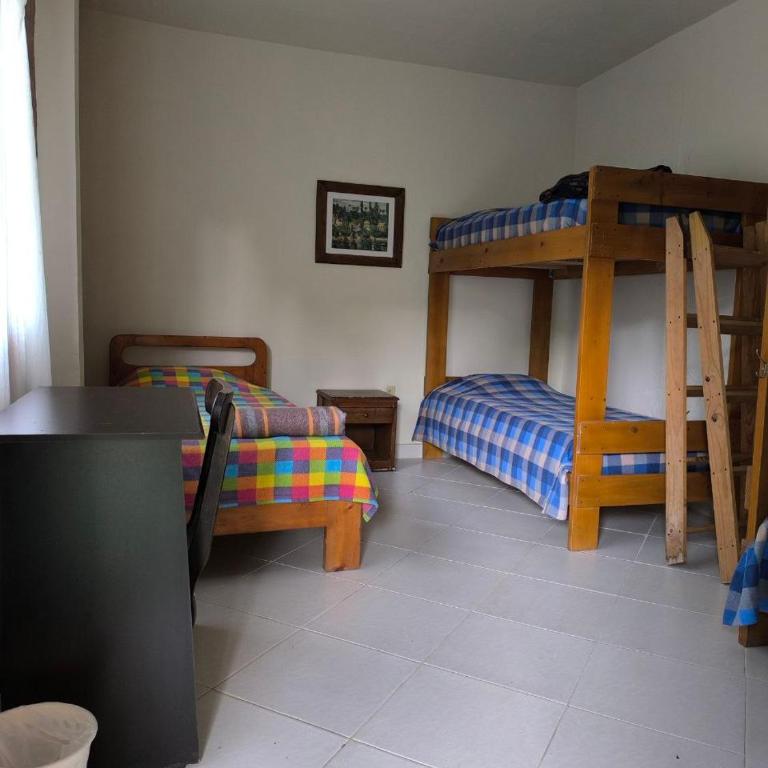 Montaña Sanadora - Habitación Compartida Mixta - 4 camas - 9