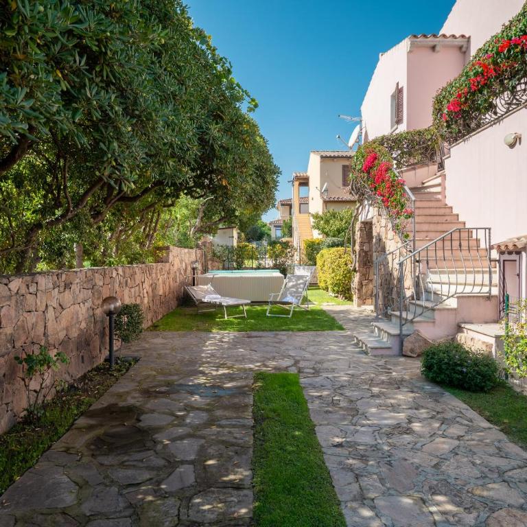 Villetta Bouganville - Two-Bedroom Apartment with Private Pool - First Floor - 47