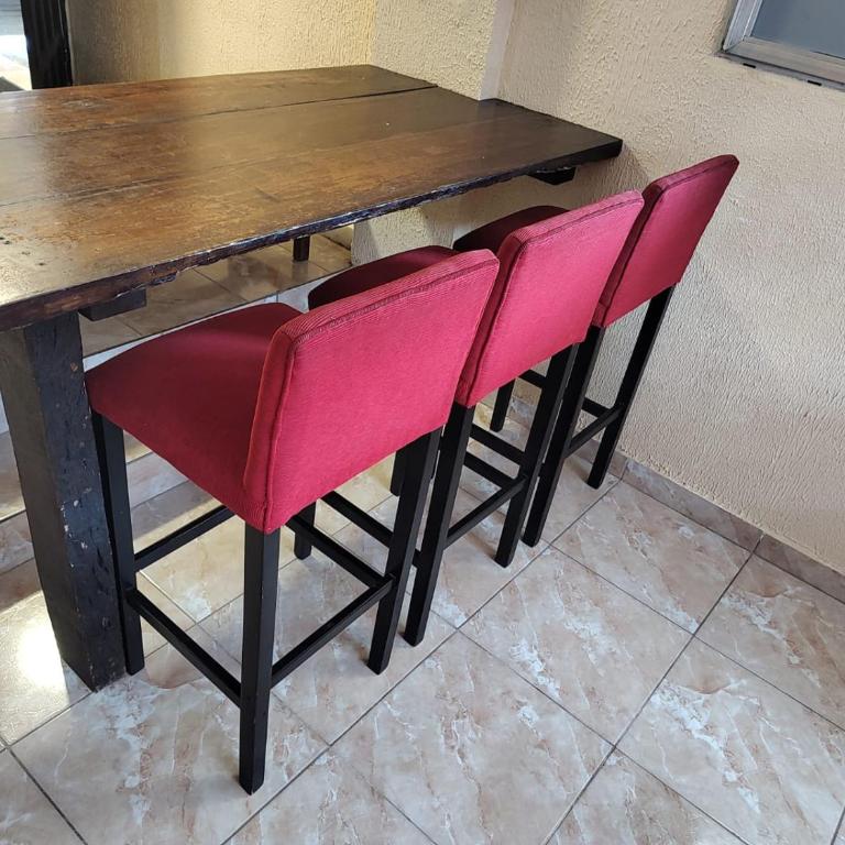 ISONDU Suites & Breakfast - Studio Apartment with King Bed - 8