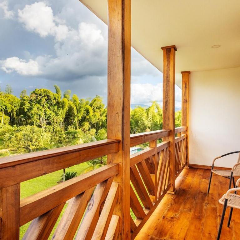 Spacious and Luxurious TopSpot Very Close to Armenia! - Casa de 7 dormitorios - 30