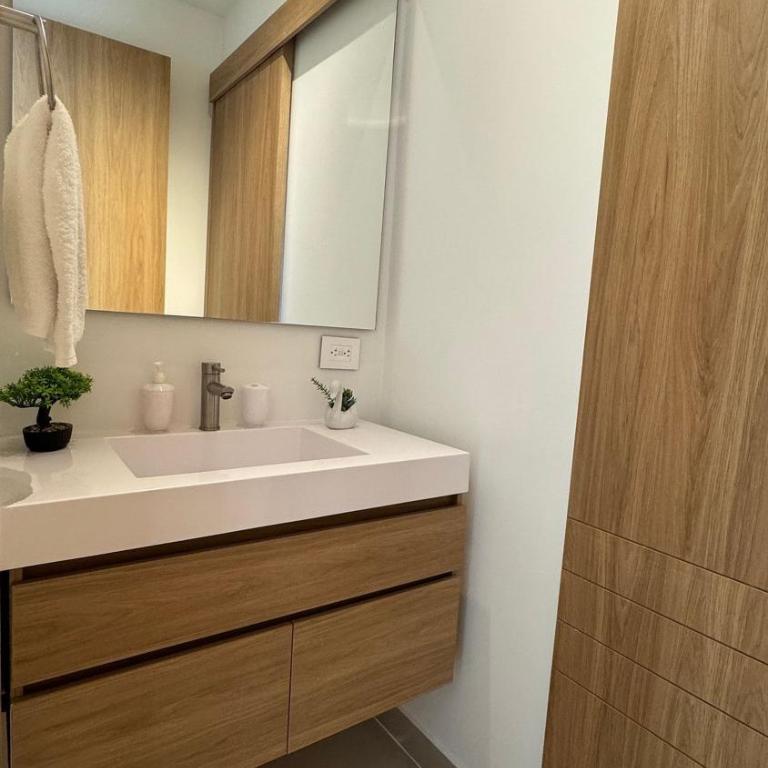 U-GO Baia Kristal: Modern Oasis in Cartagena - Deluxe Two-Bedroom Apartment with Garden View - 42