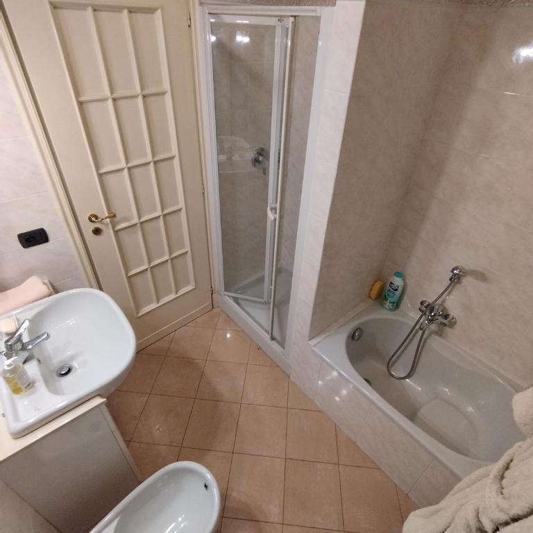 Casa Lucia - Appartamento con 1 Camera da Letto - 17