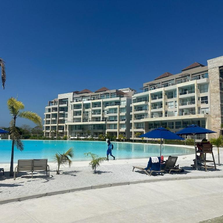 U-GO Baia Kristal: Modern Oasis in Cartagena - Deluxe Two-Bedroom Apartment with Garden View - 59