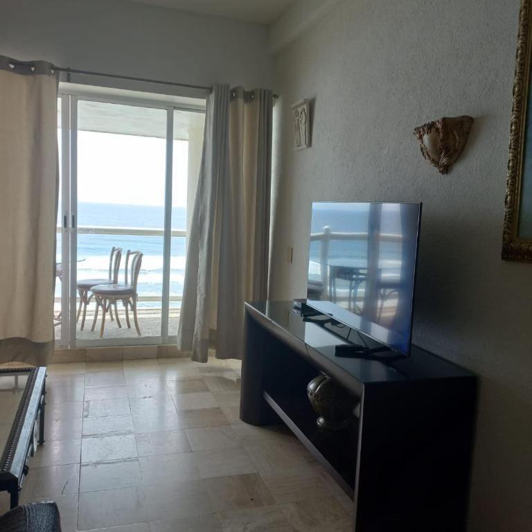 Mayan Vidanta departamento 2 recámaras 2 baños SERVICIO DE PLAYA - Familienzimmer mit Balkon - 3