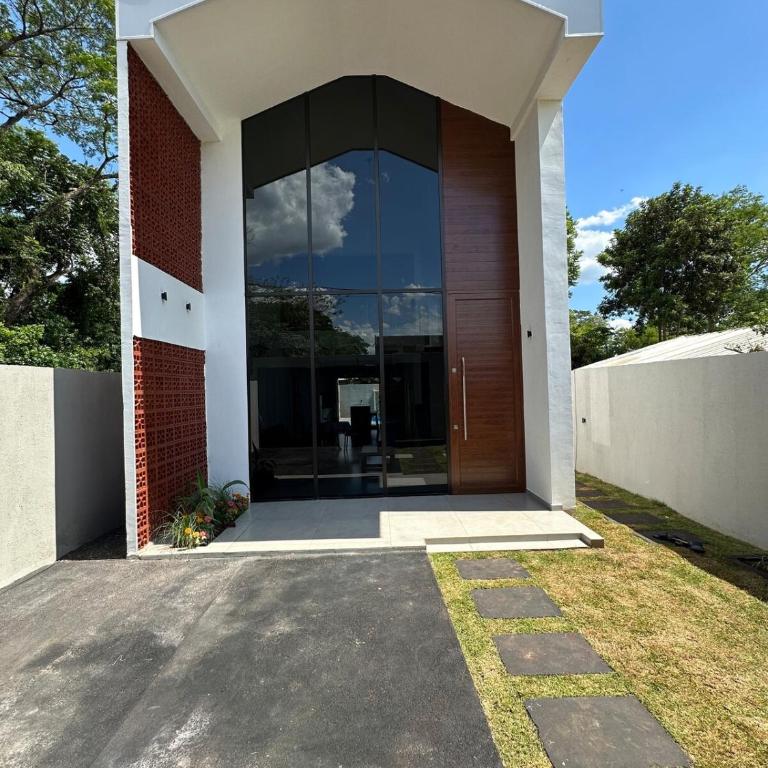 Loft Moderno con Piscina Privada en Encarnación - Villa de 2 dormitorios - 9