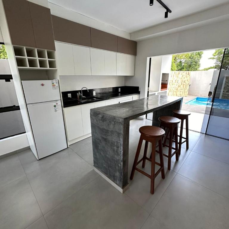 Loft Moderno con Piscina Privada en Encarnación - Villa de 2 dormitorios - 24