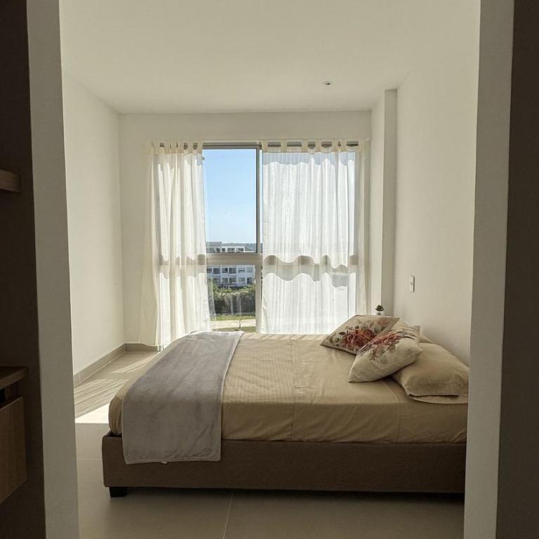 U-GO Baia Kristal: Modern Oasis in Cartagena - Deluxe Two-Bedroom Apartment with Garden View - 37
