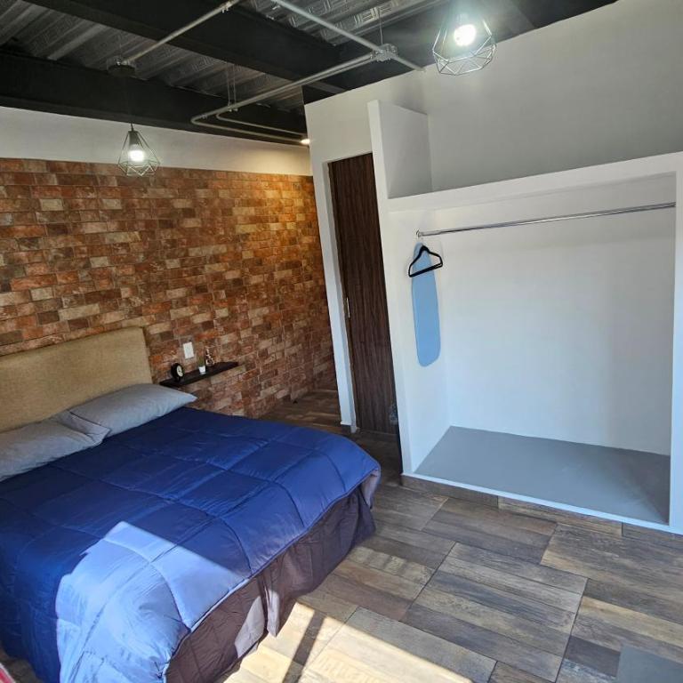 R09 STUDIO CORNER at ITESM CEM Full Services, Shared-Kitchen, Fridge ,Laundry, Smart TV, Parking, Balcony - Double or Twin Room with Private Bathroom - 2