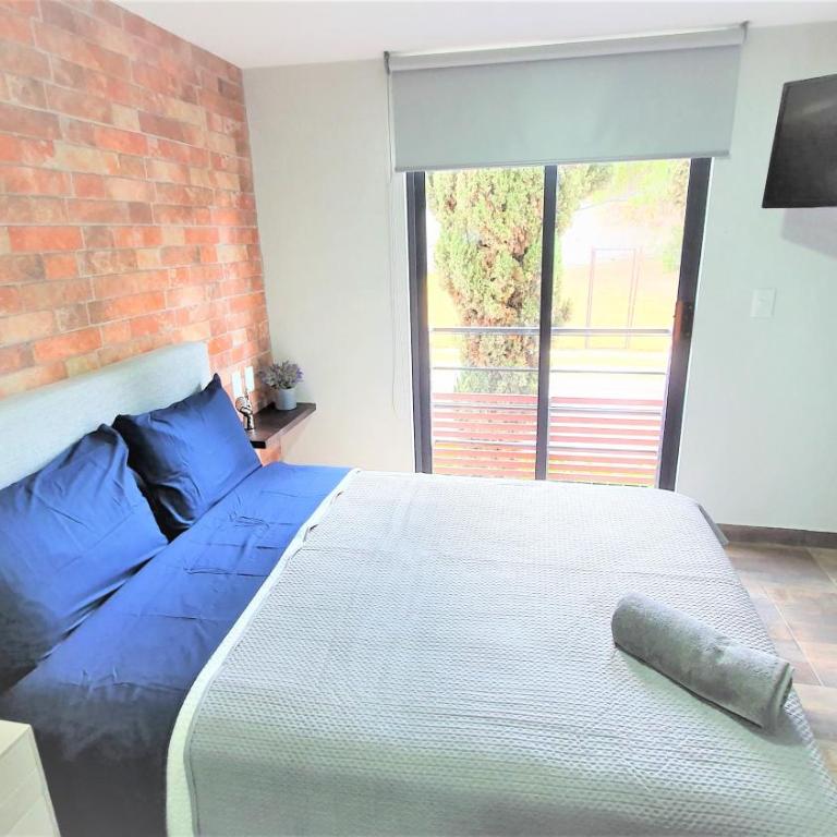 R08 MID STUDIO at ITESM CEM Full Services, Shared-Kitchen, Fridge ,Laundry, Smart TV, Parking, Balcony - Habitación Doble con baño privado - 4