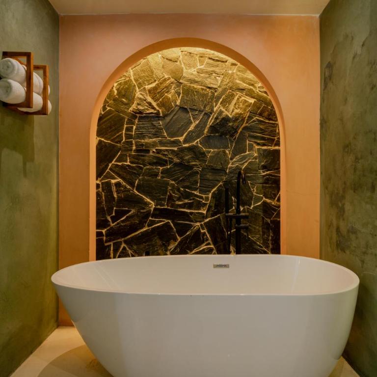 Casa Nativa - Suite con bañera de hidromasaje y cama grande - 13