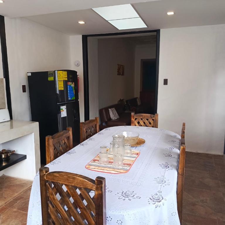 El Renacimiento - Suite Cardinal - Family Room - 21