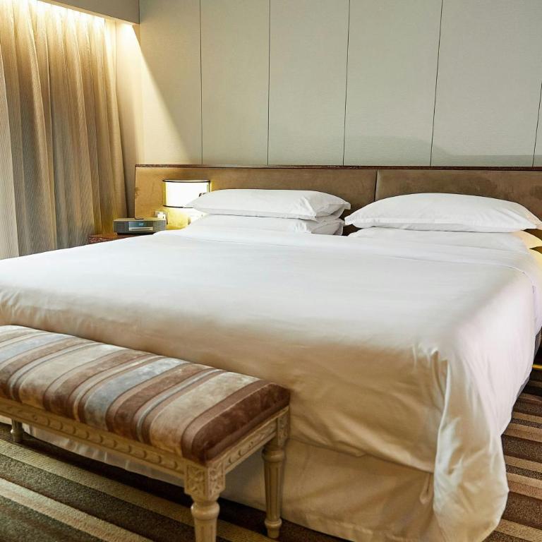 Sheraton Lima Historic Center - Suite Presidencial con cama extragrande - 5