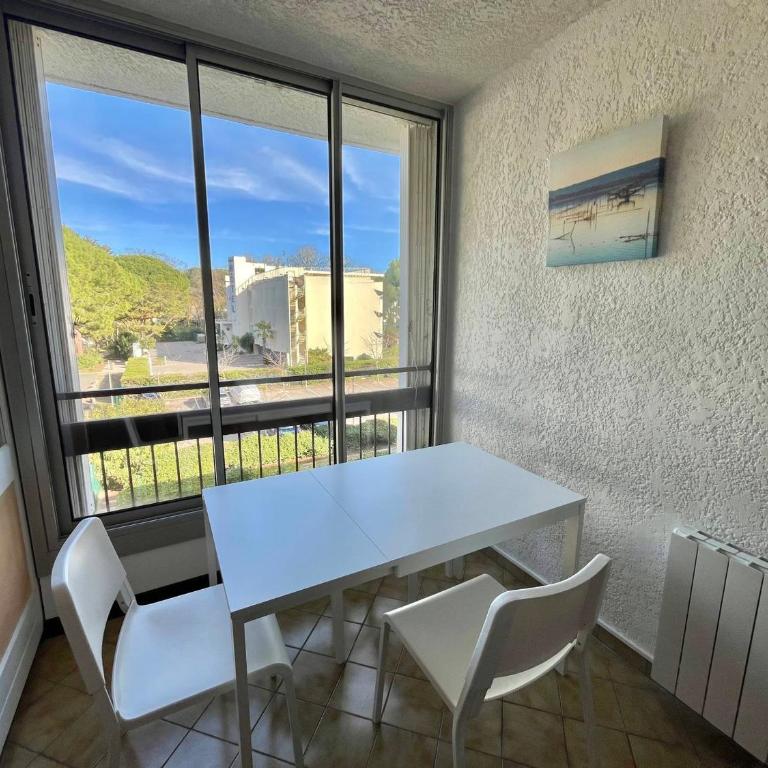Studio confortable avec parking au centre-ville - FR-1-716-78 - Studio - 4
