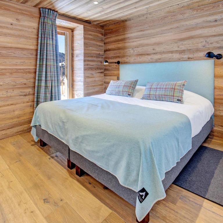 Chalet 5★, 15 pers, piscine intérieure, vue montagnes, 7 ch, terrasse, animaux acceptés - FR-1-304-299 - Chalet - 7