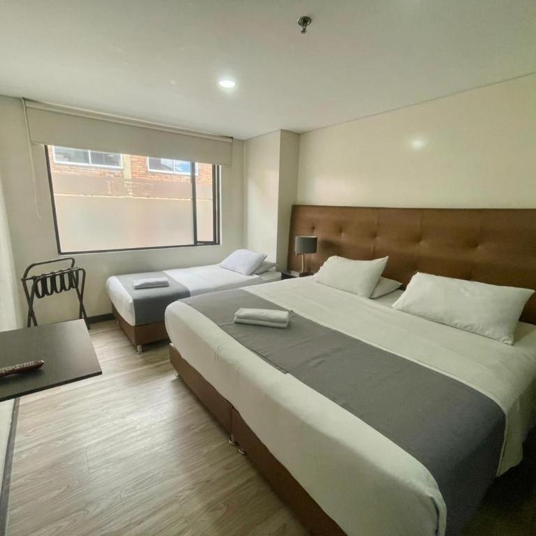Hotel Business Center International - Habitación Triple - 4