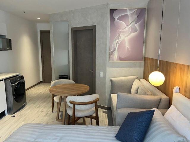 Coral Studio New Private Comfy - One-Bedroom Apartment - 15