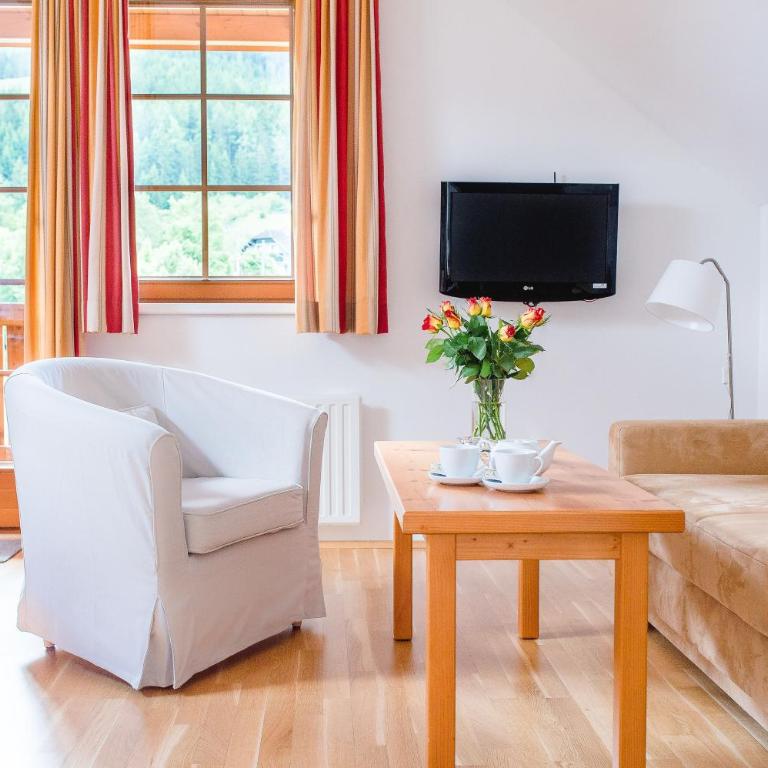 Appartements Stranach - Apartment mit Balkon - 3