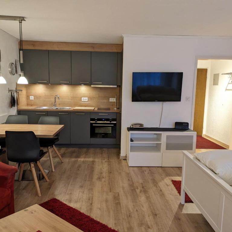 4104 Stilvoll eingerichtetes Studio mit Suedbalkon - Estudio - 2