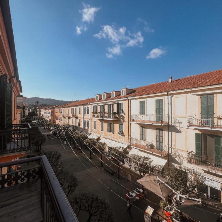 Bilocale Romantico centrale + parking - Appartamento con 1 Camera da Letto - 2