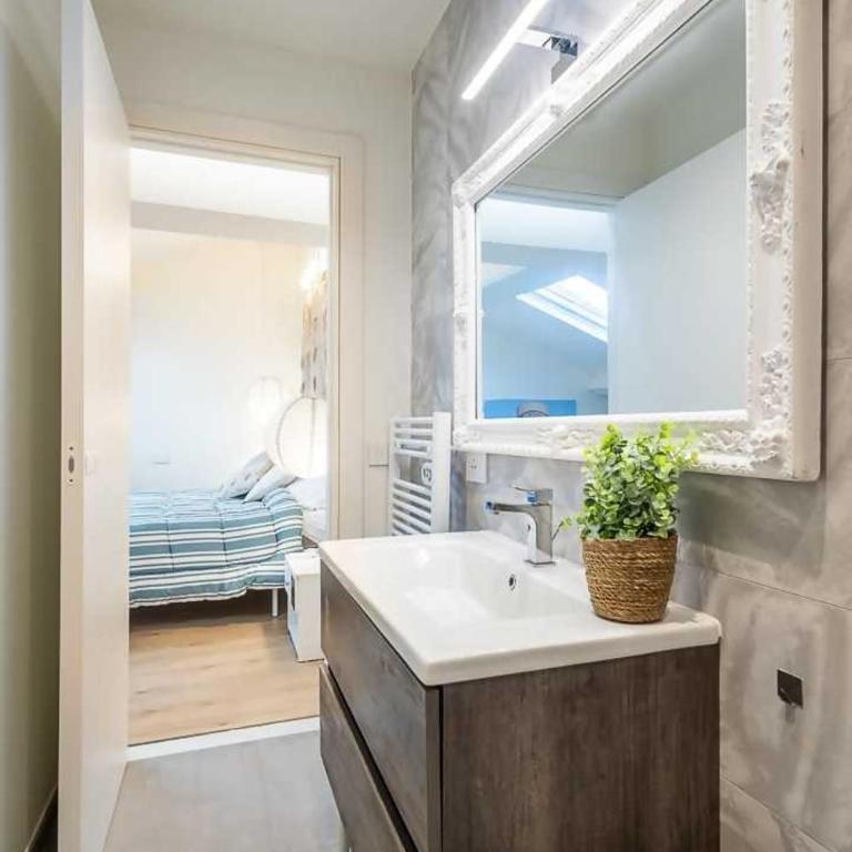 Bilocale Romantico centrale + parking - Appartamento con 1 Camera da Letto - 8