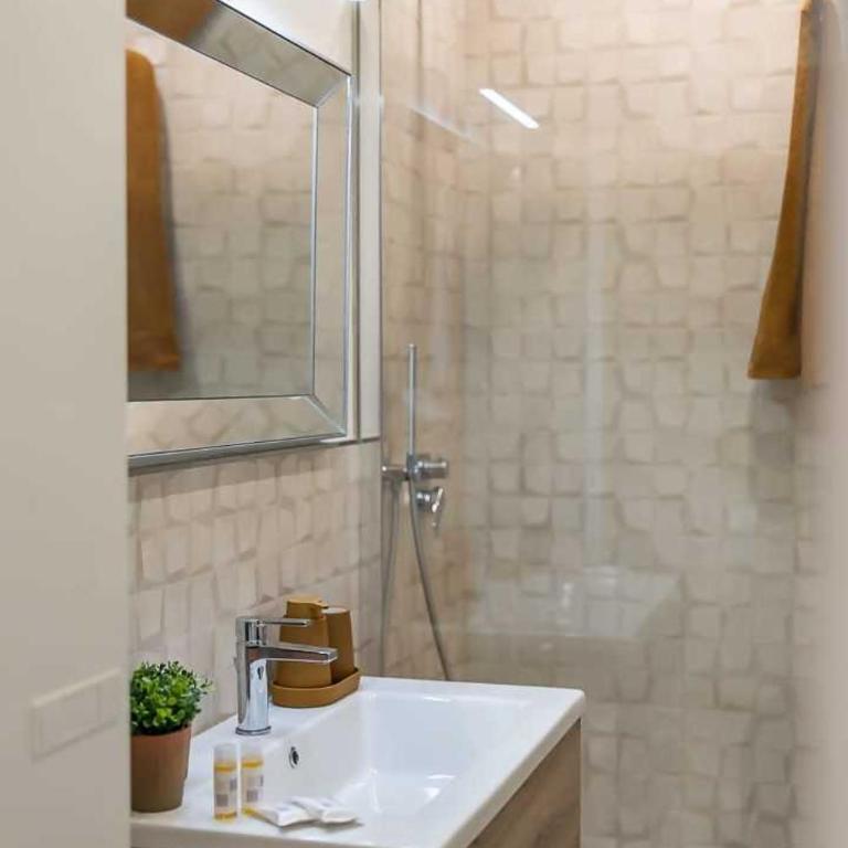Bilocale Romantico centrale + parking - Appartamento con 1 Camera da Letto - 19