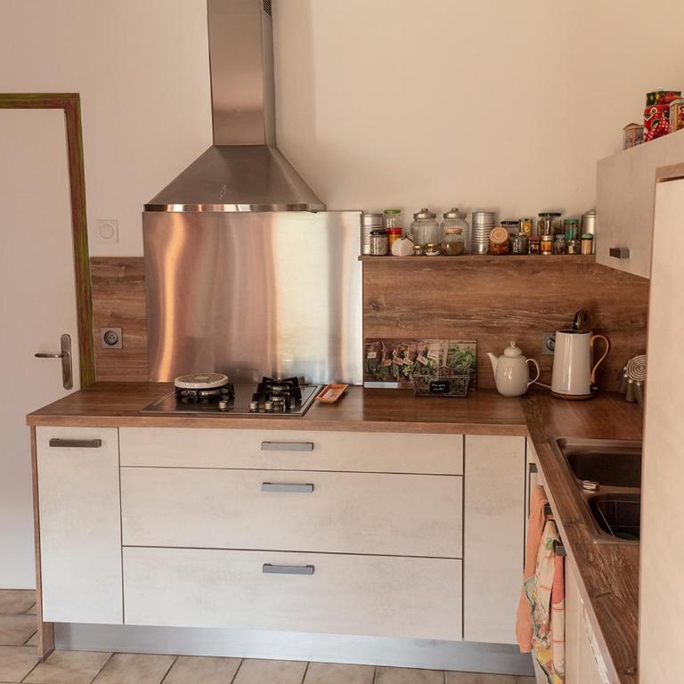 House with garden and parking 1 min from Grenoble - Maison de Ville 2 Chambres - 15