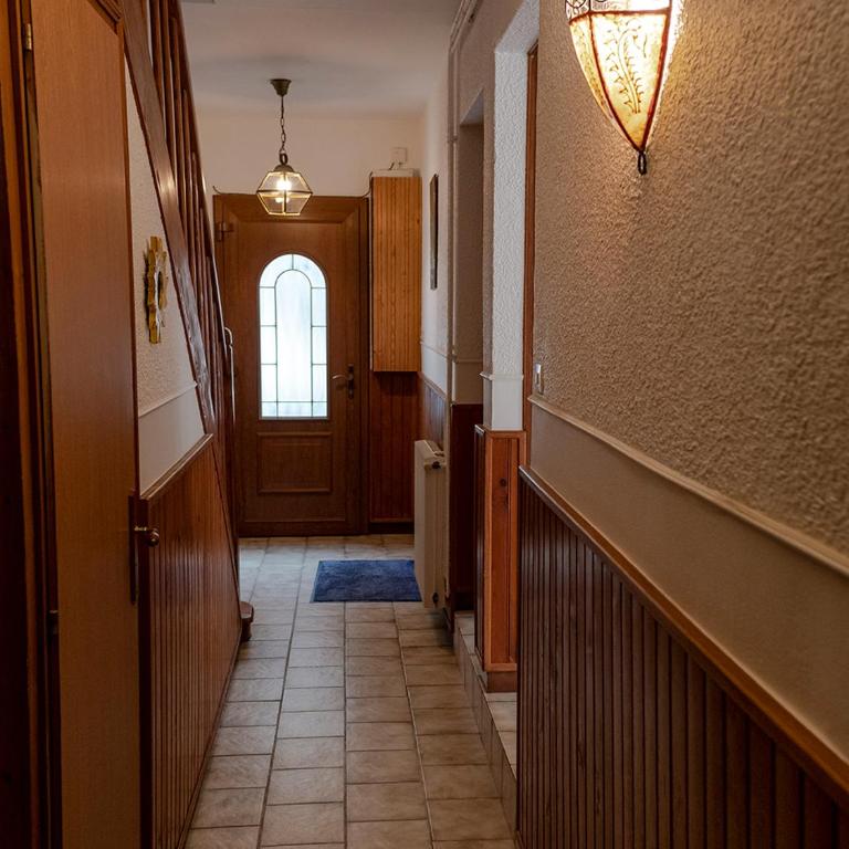 House with garden and parking 1 min from Grenoble - Maison de Ville 2 Chambres - 55