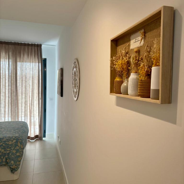 Logement moderne et cosy avec piscine, jacuzzi, salle de sport et billard - Two-Bedroom Apartment with Terrace and Sea View - 24