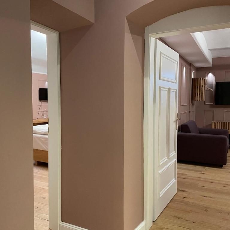 Hotel Uhland - Superior Suite - 1