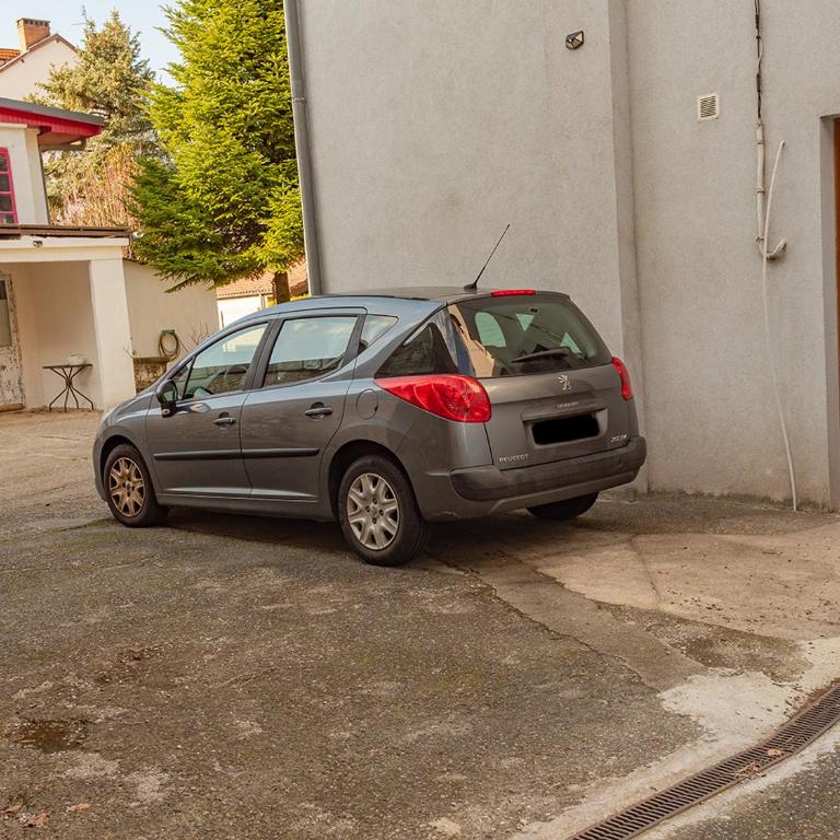House with garden and parking 1 min from Grenoble - Maison de Ville 2 Chambres - 61
