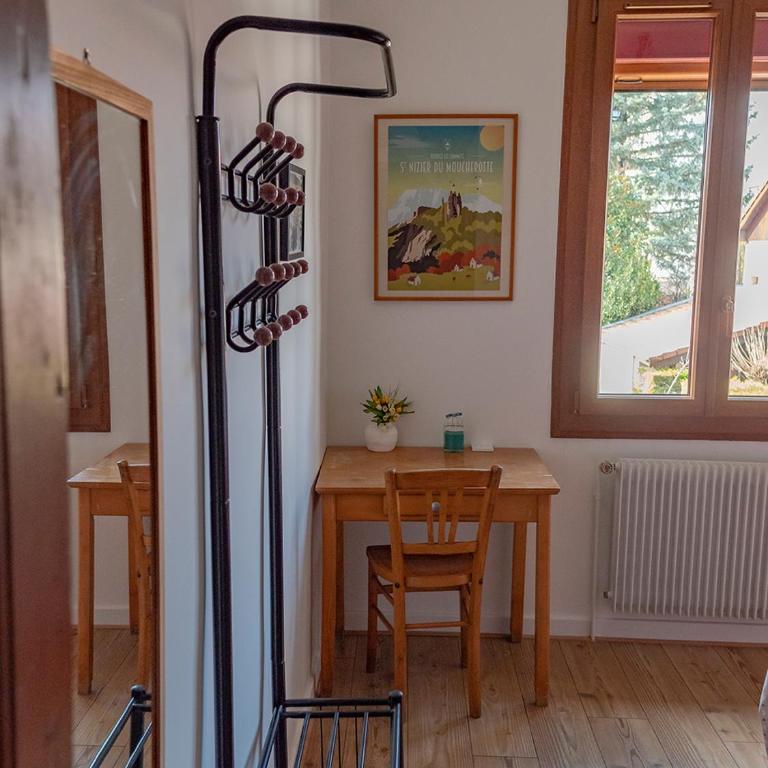 House with garden and parking 1 min from Grenoble - Maison de Ville 2 Chambres - 31