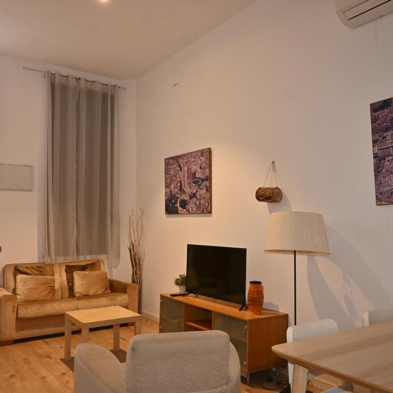Homenfun Barcelona Vallcarca - Two-Bedroom Apartment - 18