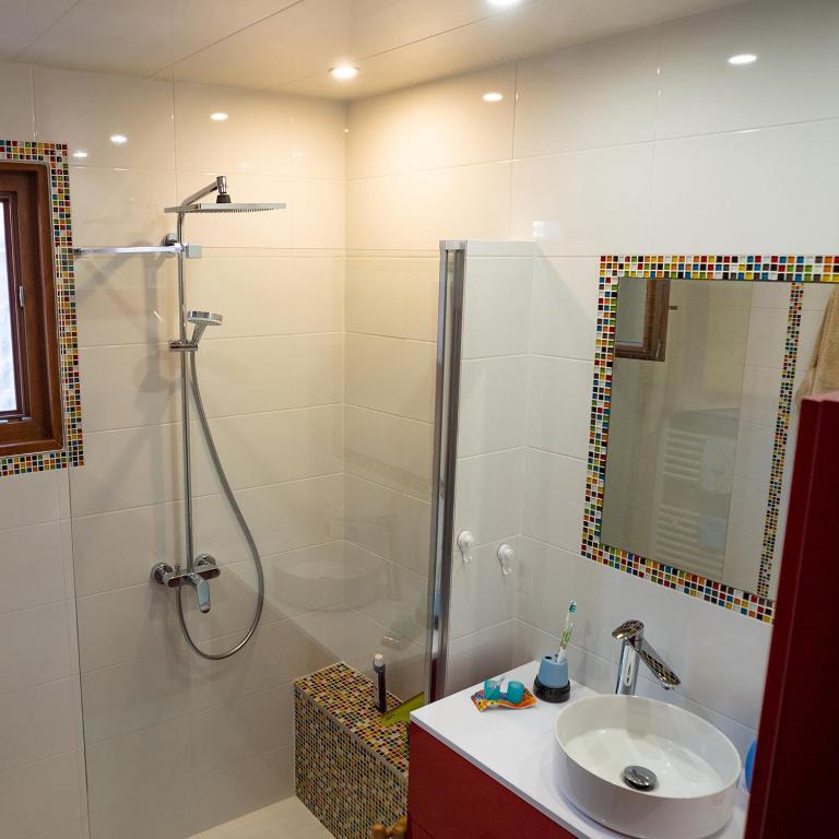 House with garden and parking 1 min from Grenoble - Maison de Ville 2 Chambres - 43