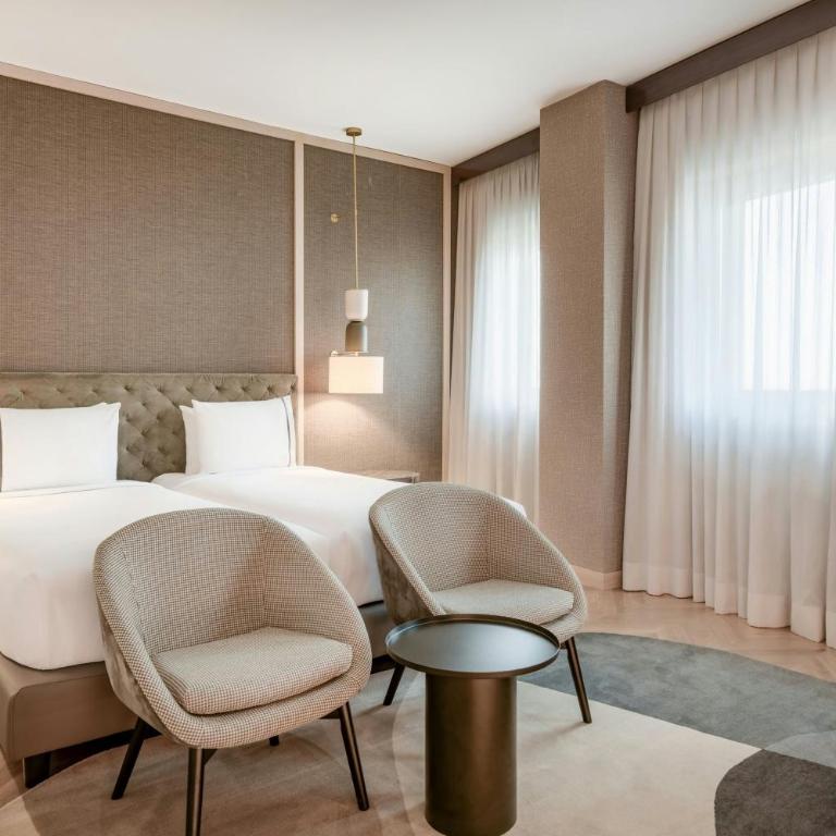 AC Hotel Milano by Marriott - Camera Superior Doppia con Letti Singoli - 5