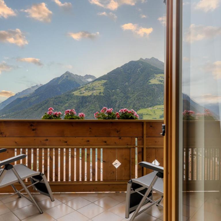 Hotel Garni Alpes - Camera Matrimoniale Deluxe con Balcone - 2