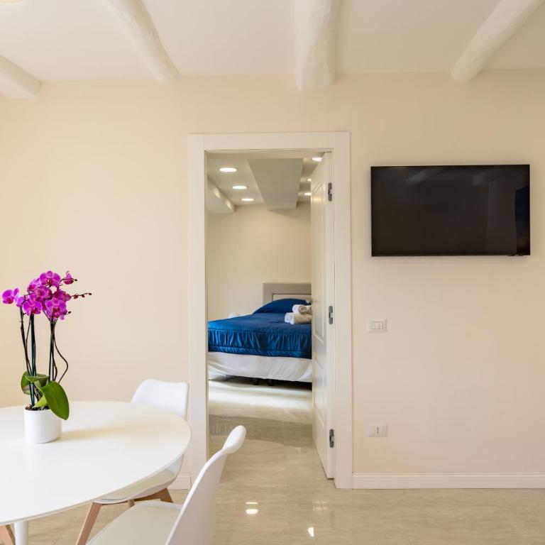 Palazzo Maddaloni Sweet Home By NapoliApartments - Appartamento con 2 Camere da Letto e Vista Città - 6