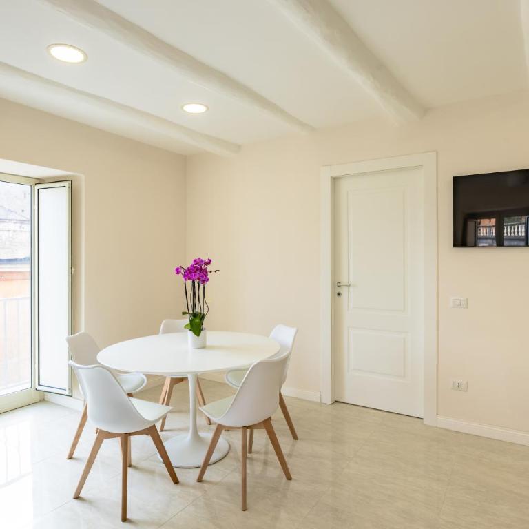 Palazzo Maddaloni Sweet Home By NapoliApartments - Appartamento con 2 Camere da Letto e Vista Città - 33