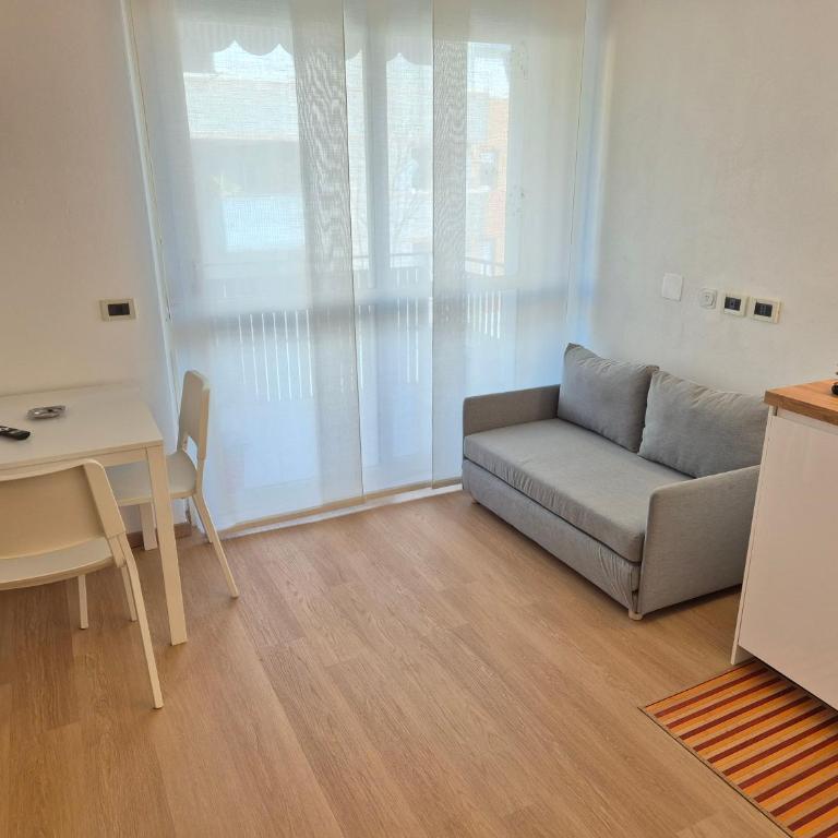 Mini con Garage a 5 min da fiera e autostrada - Appartamento con 1 Camera da Letto - 1