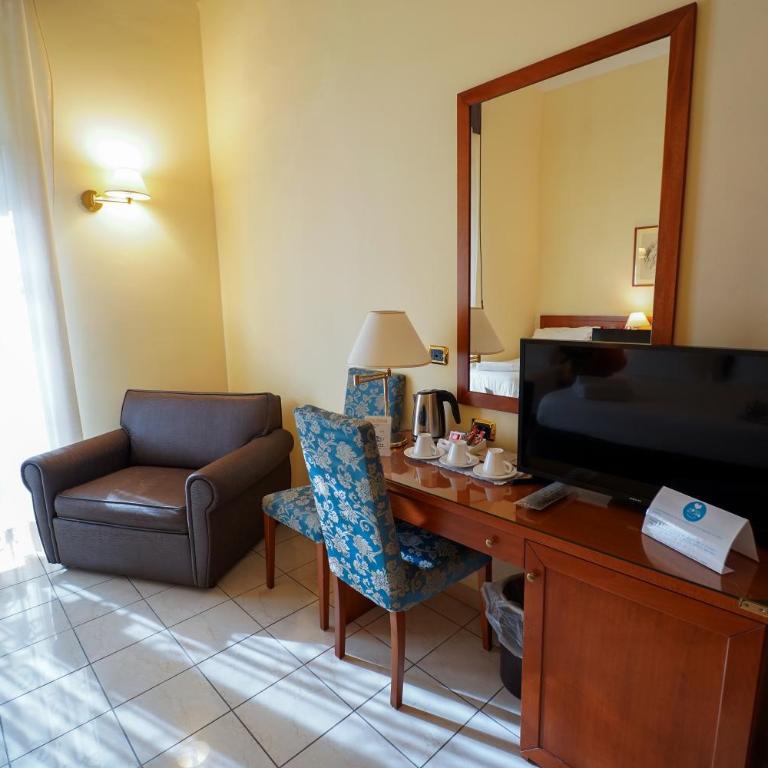 Hotel Adria - Camera Tripla - 5