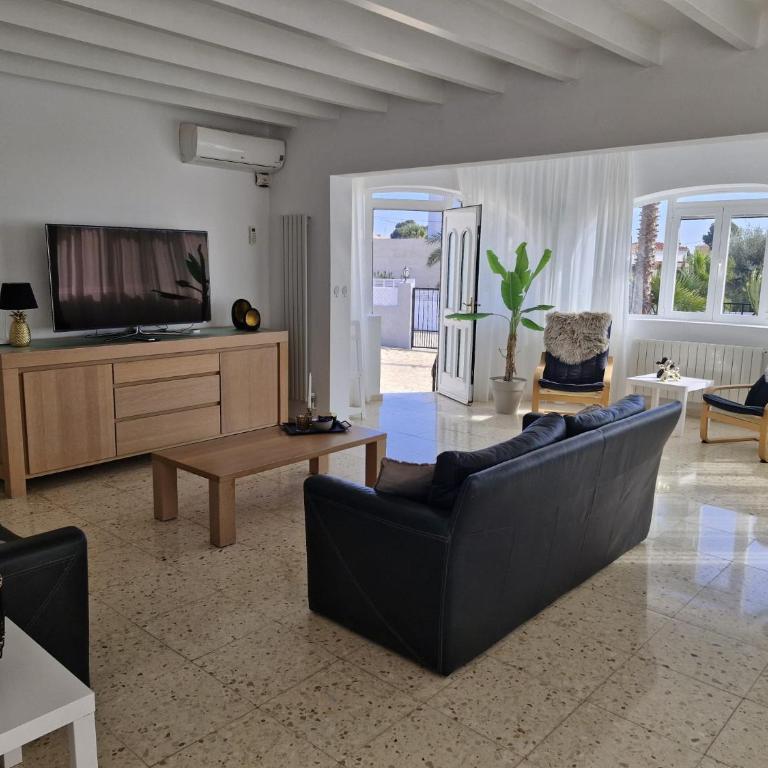 Villa Romantica by Theka Services - Villa de 3 dormitorios - 2