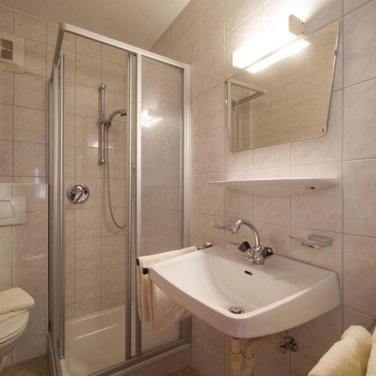 Haus Edelweiss - Apartment mit 3 Schlafzimmern und Dusche - 17