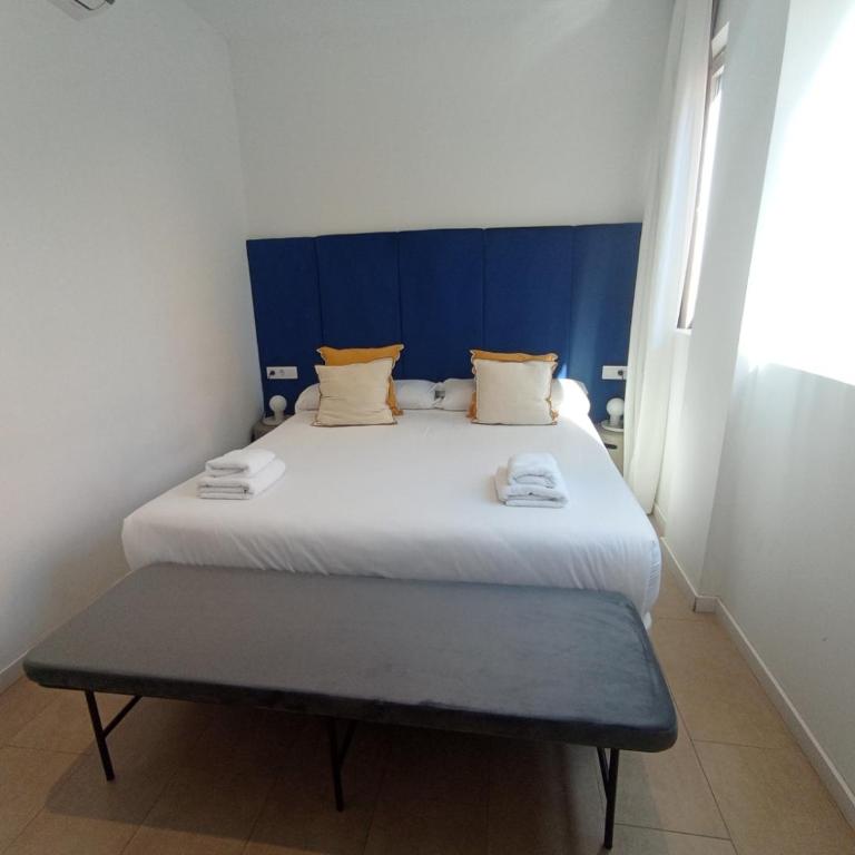Blanq Marina Suites - One-Bedroom Standard Apartment - 14