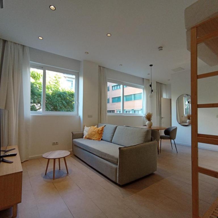 Blanq Marina Suites - One-Bedroom Standard Apartment - 9