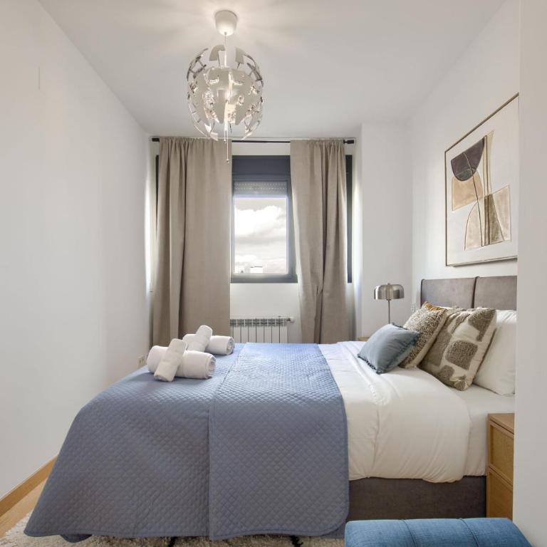 Espectacular 3 hab Valdebebas Aeropuerto 7 min - Three-Bedroom Apartment - 5
