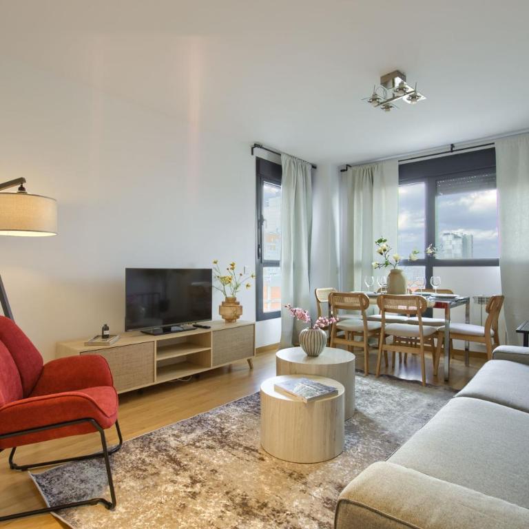 Espectacular 3 hab Valdebebas Aeropuerto 7 min - Three-Bedroom Apartment - 25