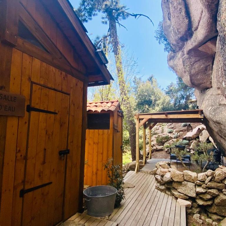 Cocoon Village - Zimmer mit Queensize-Bett und Meerblick - 11