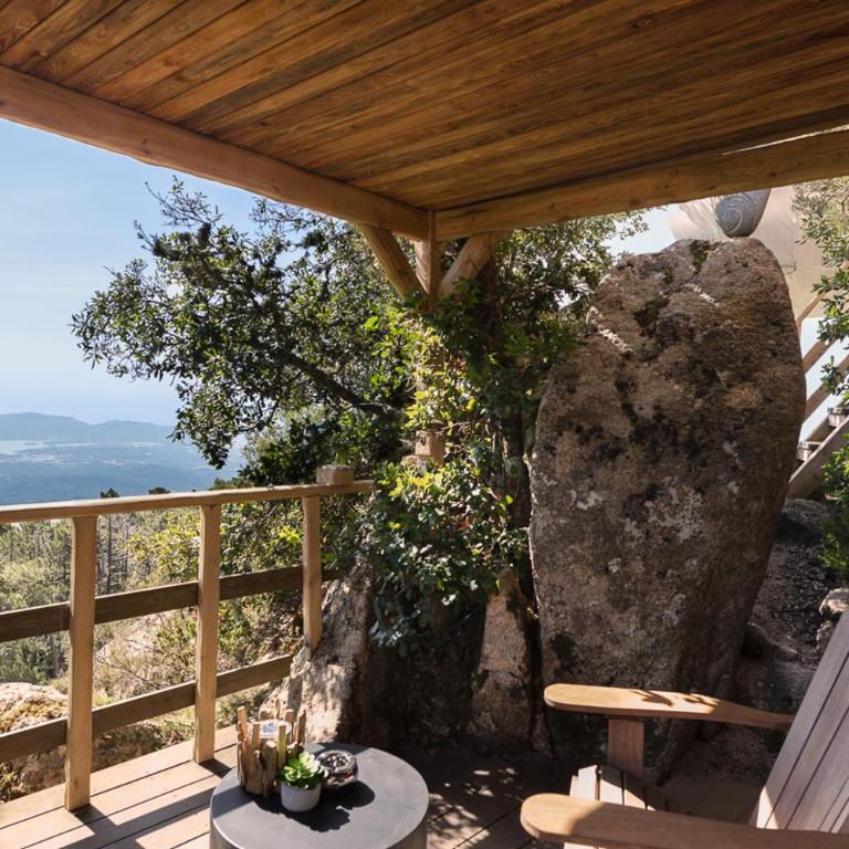 Cocoon Village - Zimmer mit Kingsize-Bett und Meerblick - 8